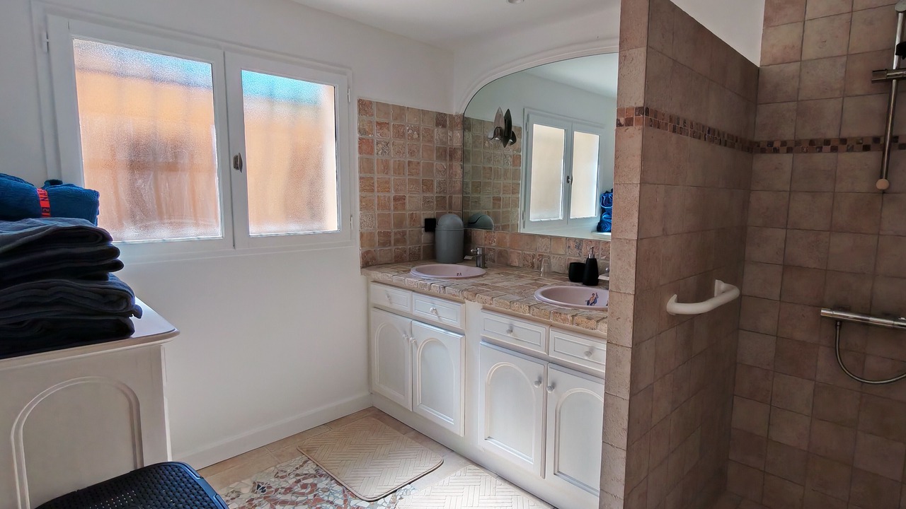Photo of Bathroom in Costieres