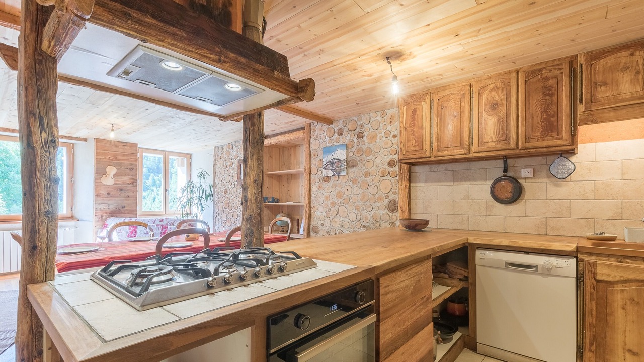 Photo of Kitchen in Saint-Paul-sur-Ubaye
