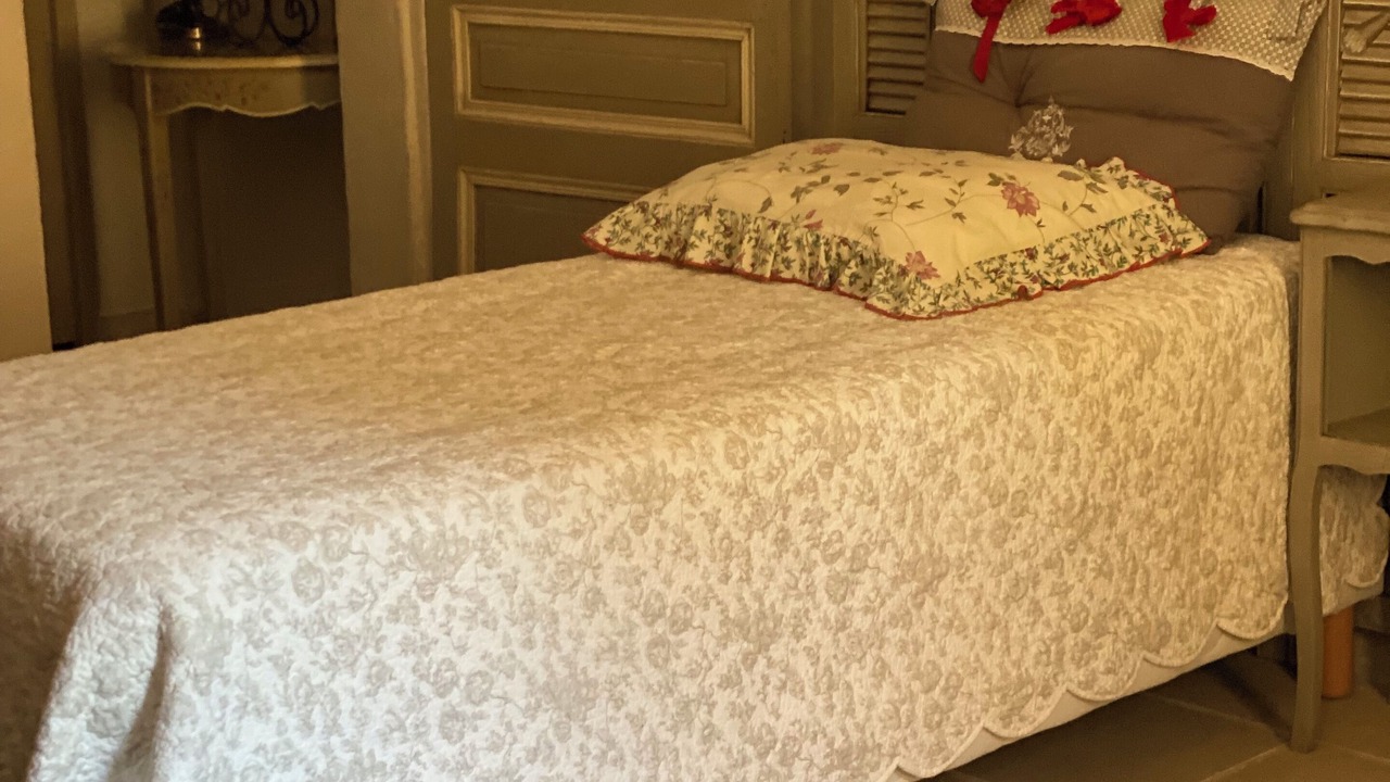 Photo of Bedroom in Orgon