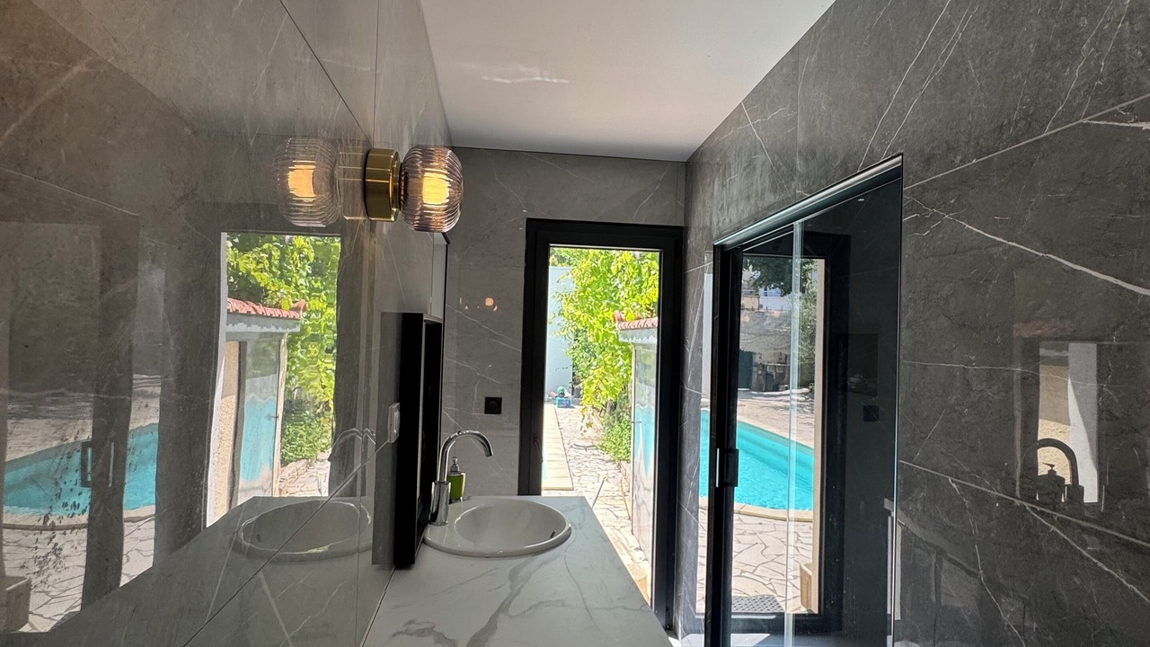 Photo of Bathroom in Route de Beaucaire
