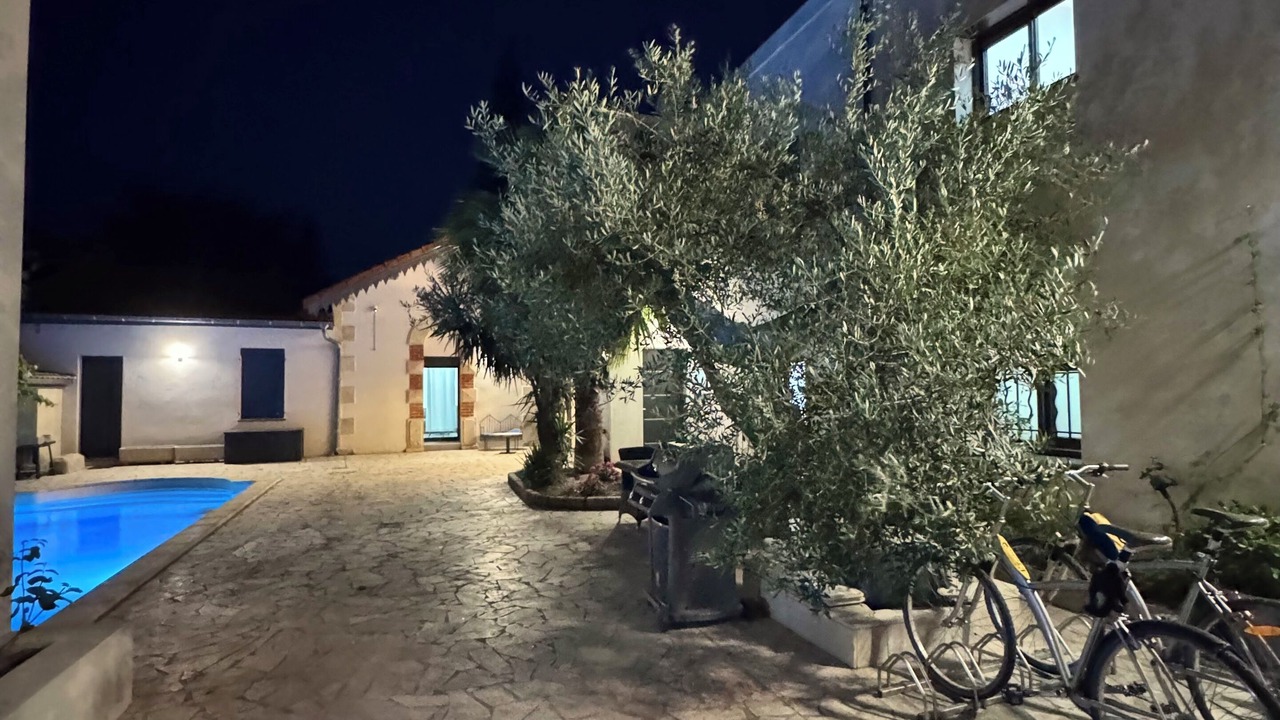 Photo of Outdoor in Route de Beaucaire