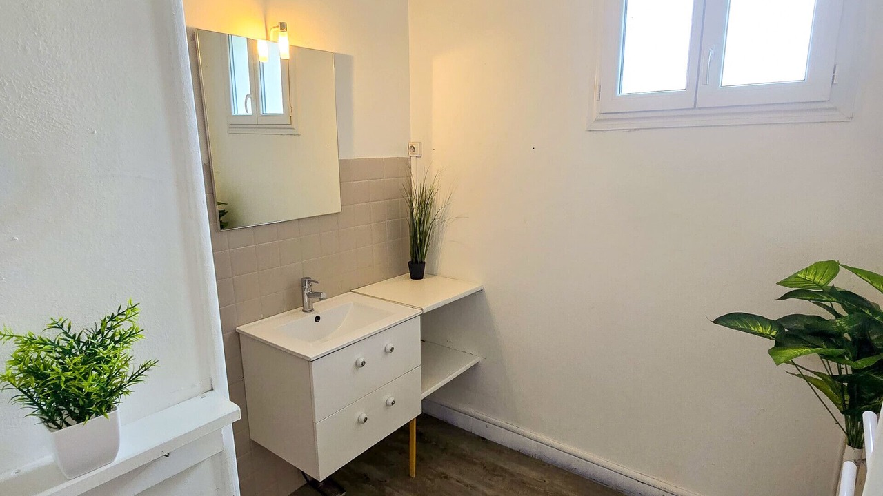 Photo of Bathroom in Chateau-Arnoux-Saint-Auban