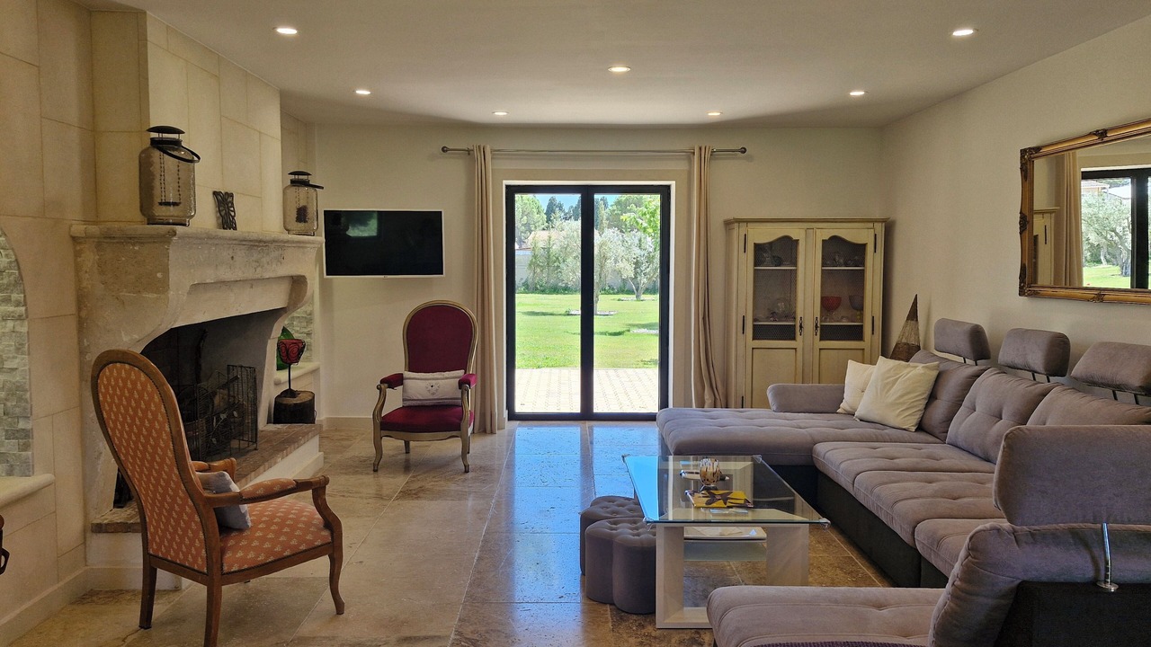 Photo of Livingroom in St.-Remy-de-Provence