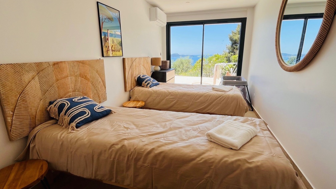 Photo of Bedroom in Hyeres
