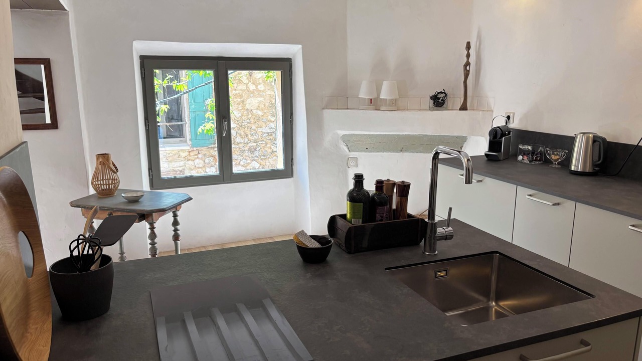 Photo of Kitchen in Rustrel