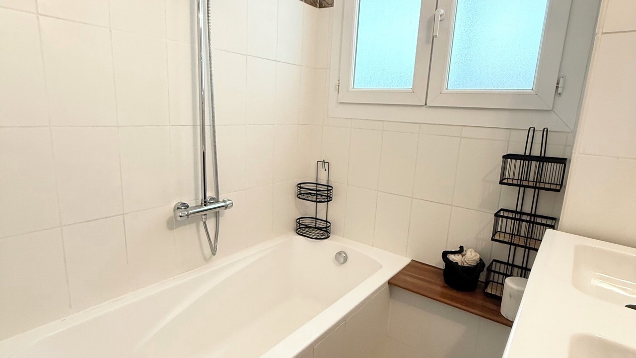 Photo of Bathroom in Lemasson