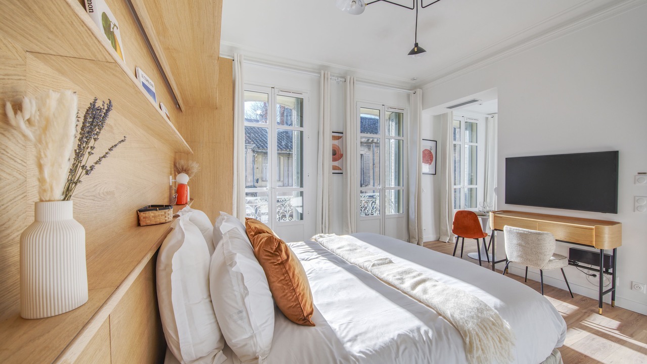 Photo of Bedroom in Avignon City Centre