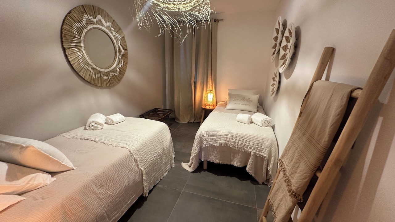Photo of Bedroom in Maussane