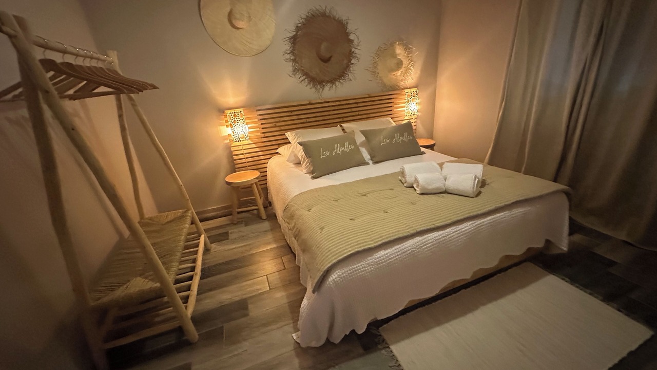 Photo of Bedroom in Maussane