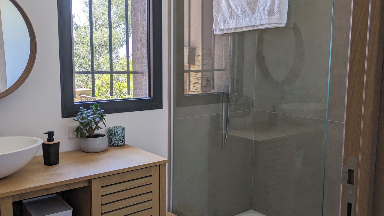 Photo of Bathroom in Ceyreste