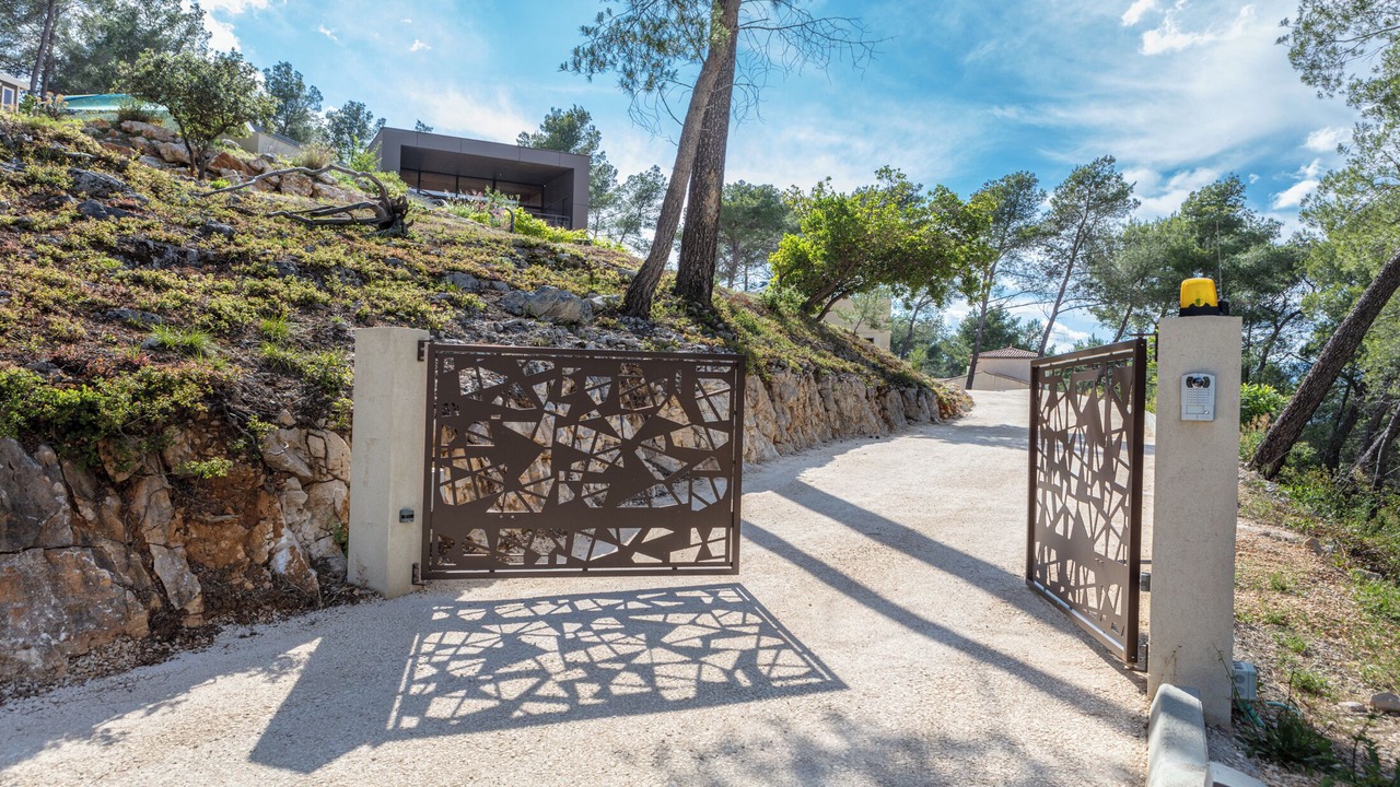 Photo of Outdoor in Gemenos