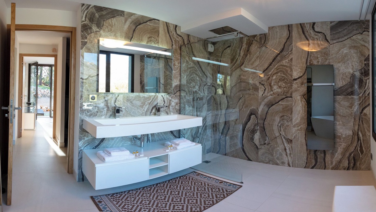Photo of Bathroom in Gemenos