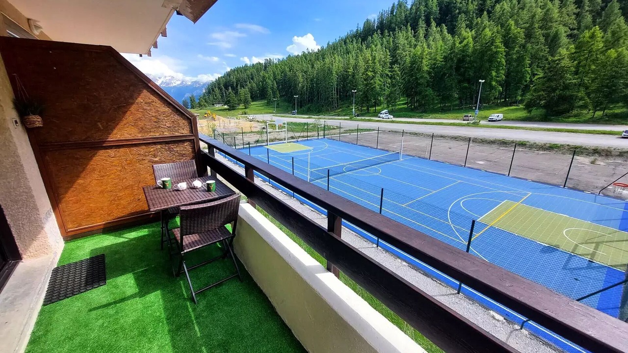 Photo of Outdoor in Reallon