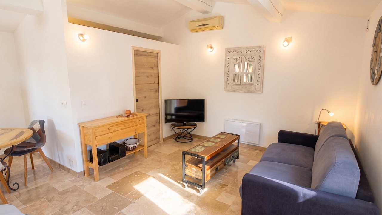 Photo of Livingroom in Draguignan