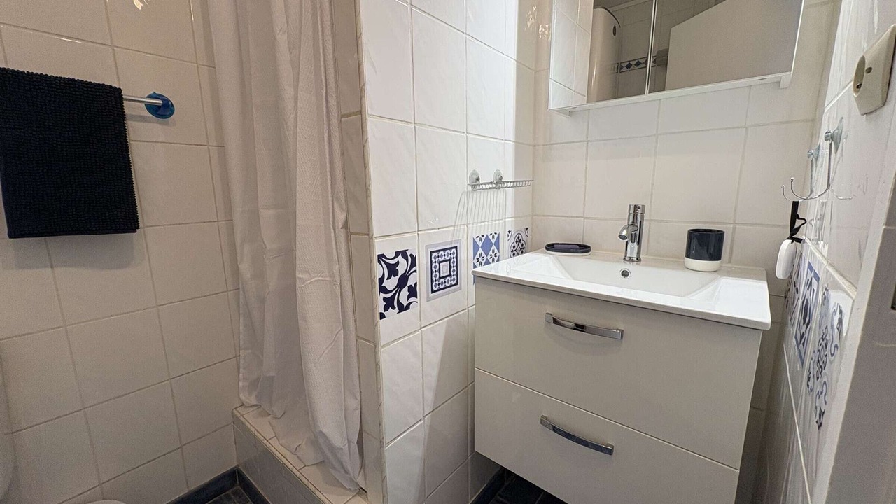 Photo of Bathroom in Saint-Pierre-la-Mer