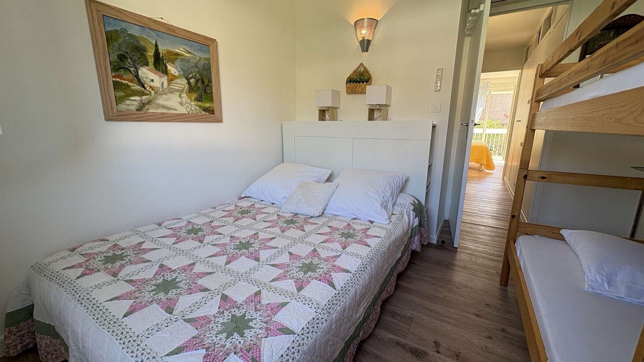 Photo of Bedroom in Saint-Pierre-la-Mer