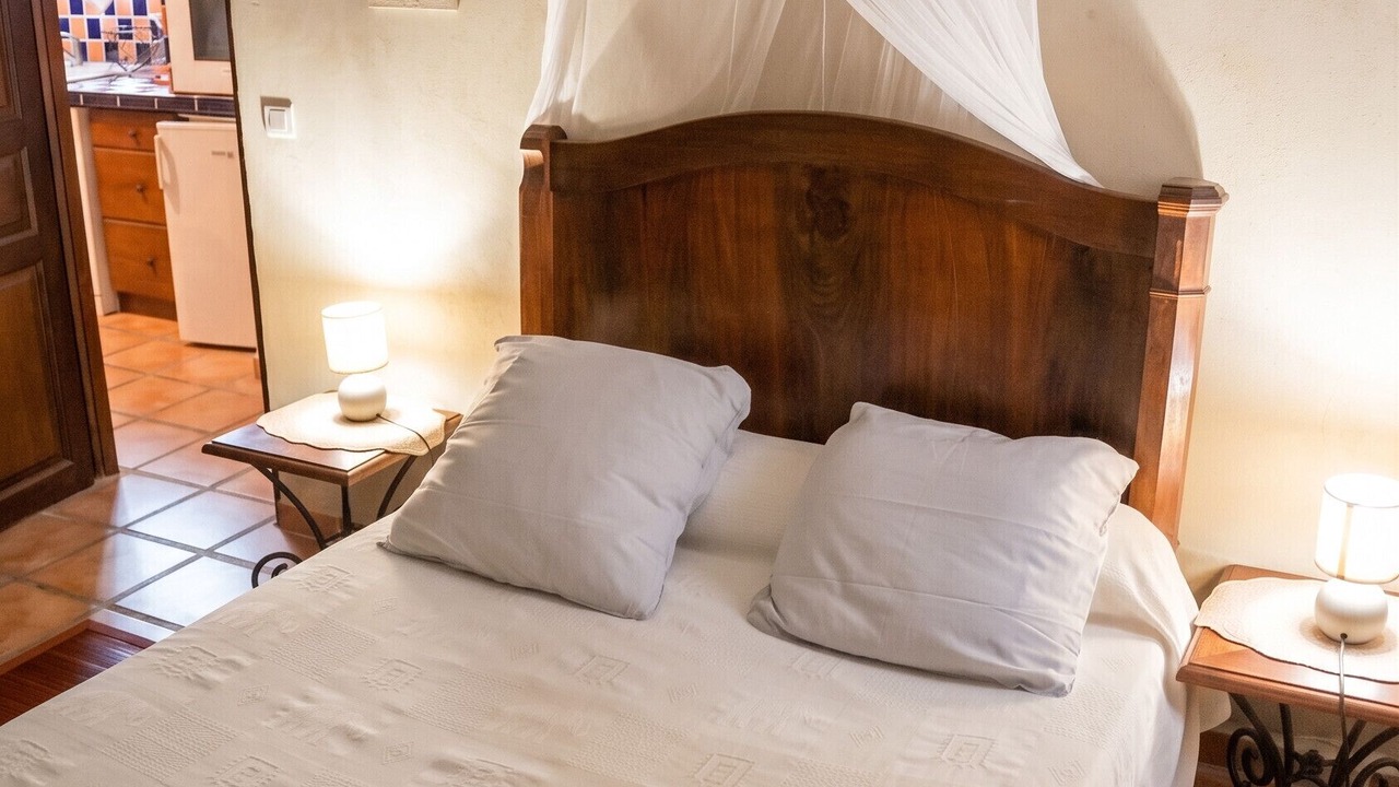 Photo of Bedroom in Albaron