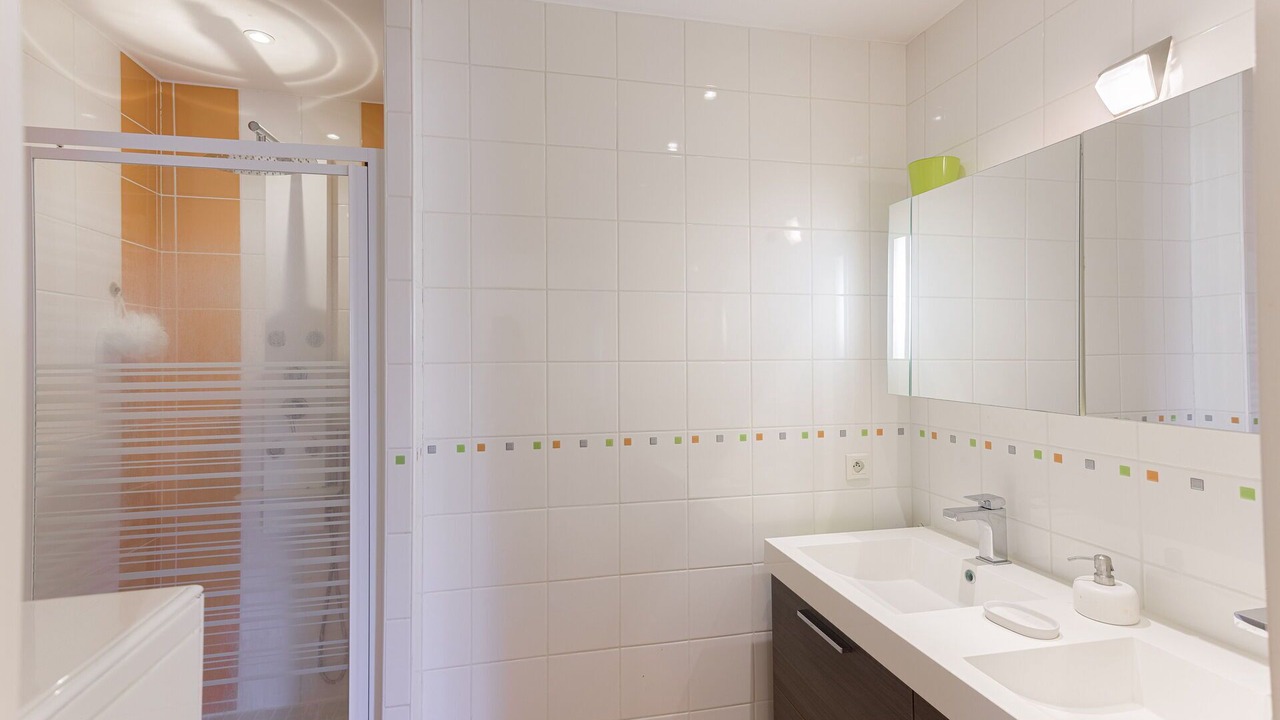 Photo of Bathroom in Mandelieu-La-Napoule