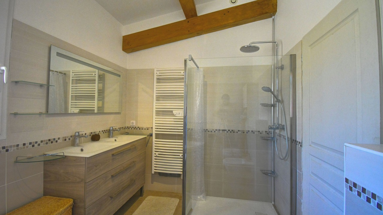 Photo of Bathroom in Tanneron