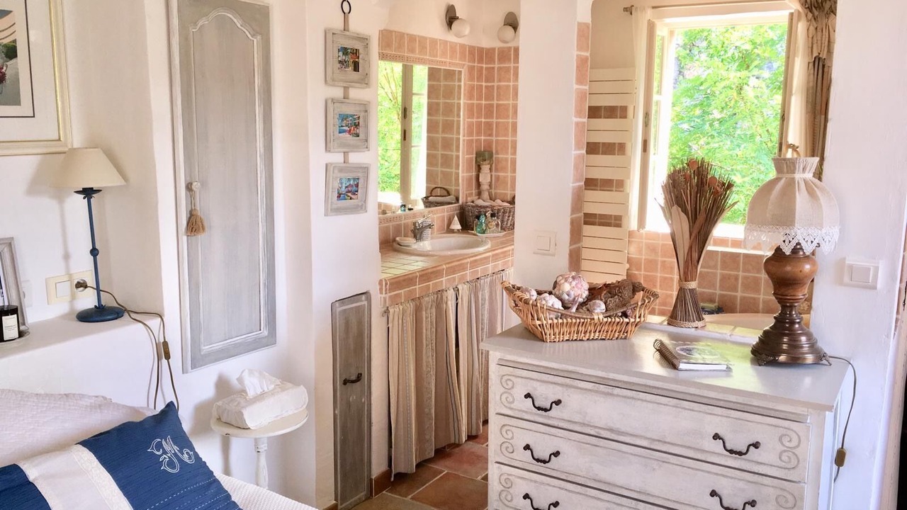 Photo of Bedroom in Chateaudouble