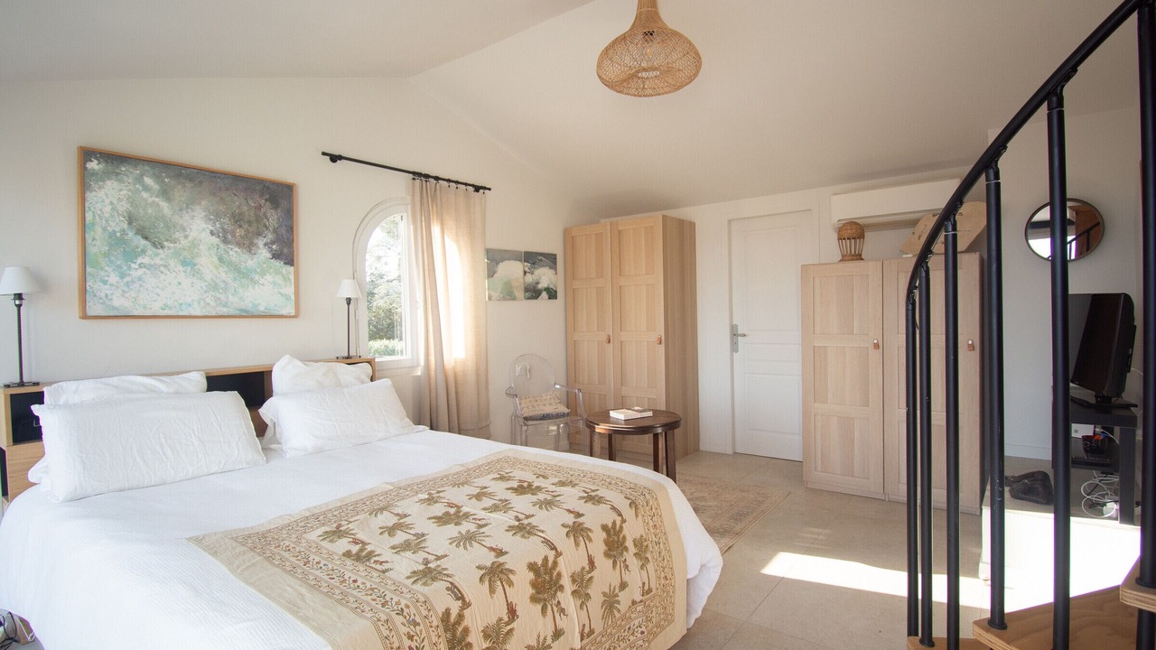 Photo of Bedroom in Carqueiranne