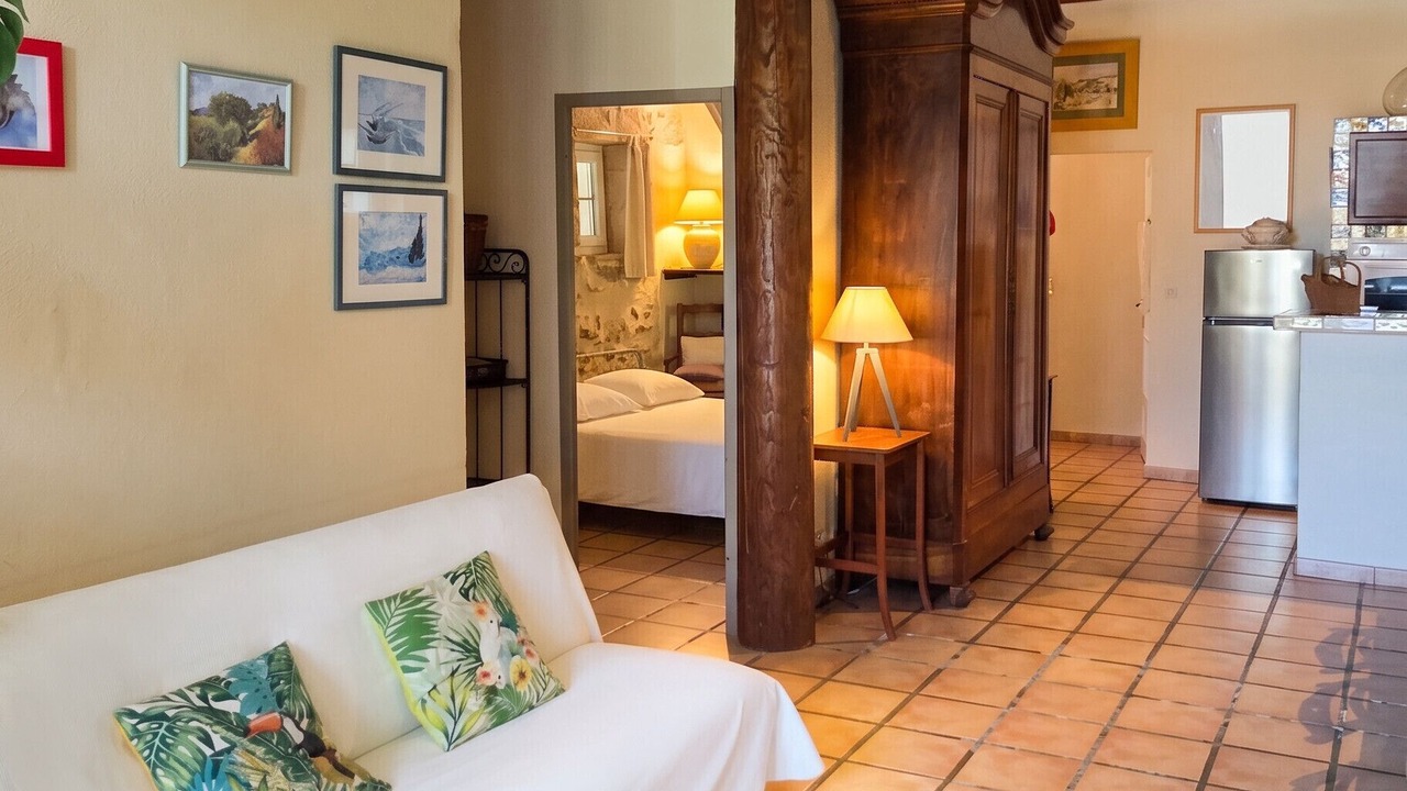 Photo of Livingroom in Albaron