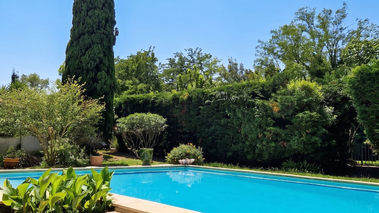 Photo of Outdoor in Albaron