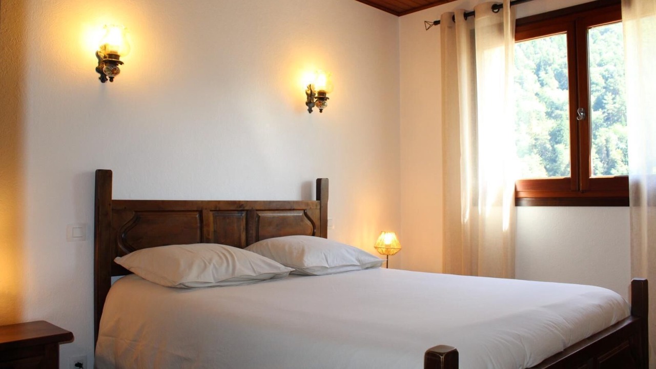 Photo of Bedroom in Saint-Martin-Vesubie