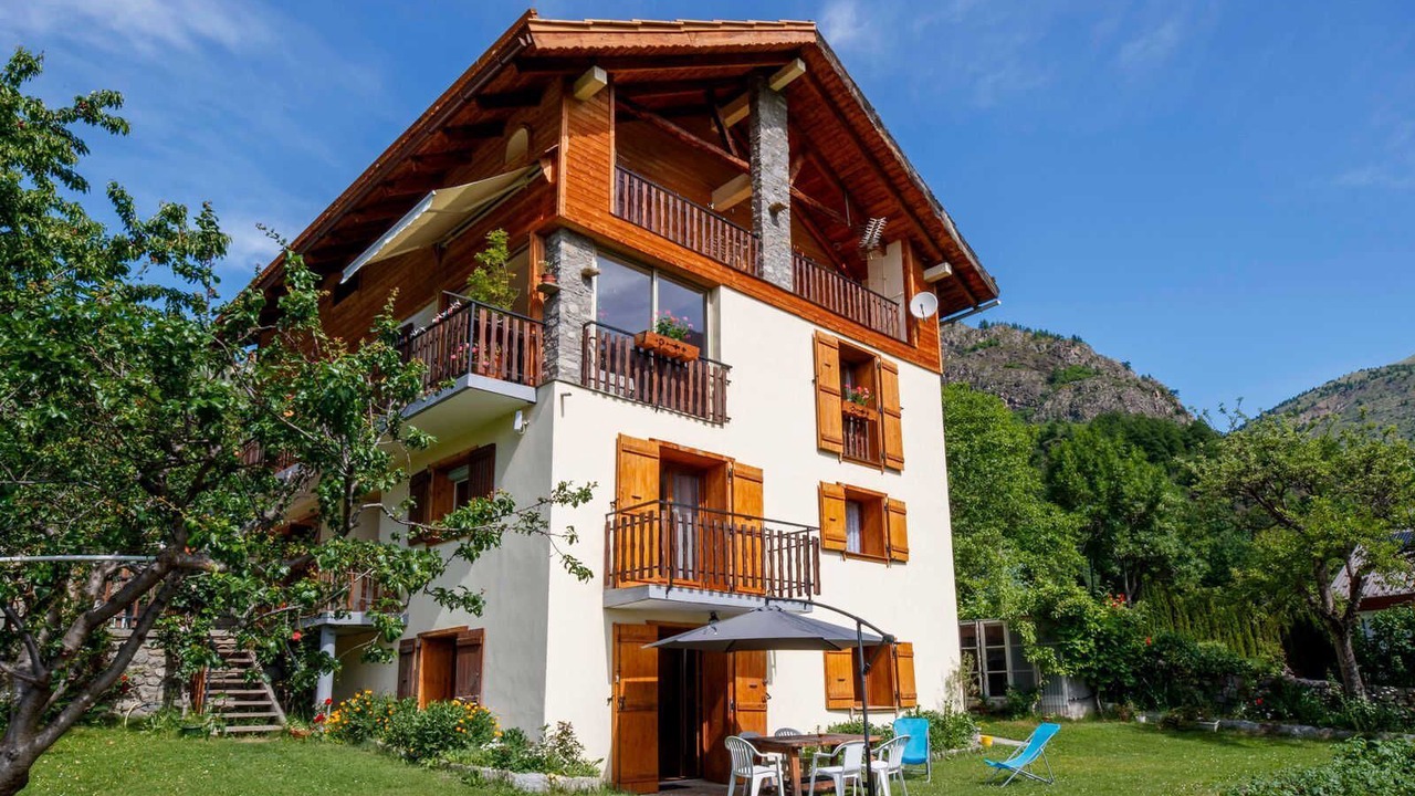 Photo of Outdoor in Saint-Etienne-de-Tinee