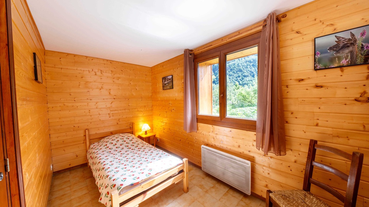Photo of Bedroom in Saint-Etienne-de-Tinee