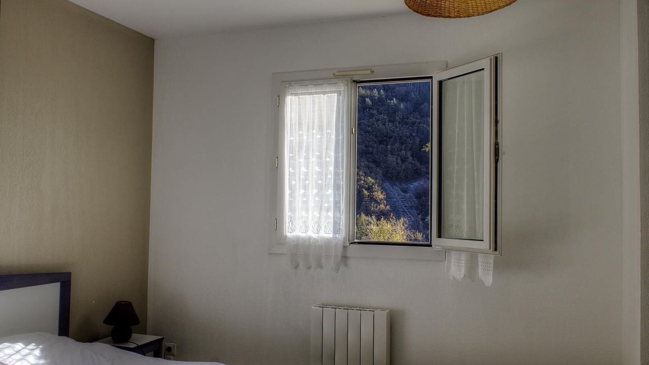 Photo of Bedroom in La Bollene-Vesubie
