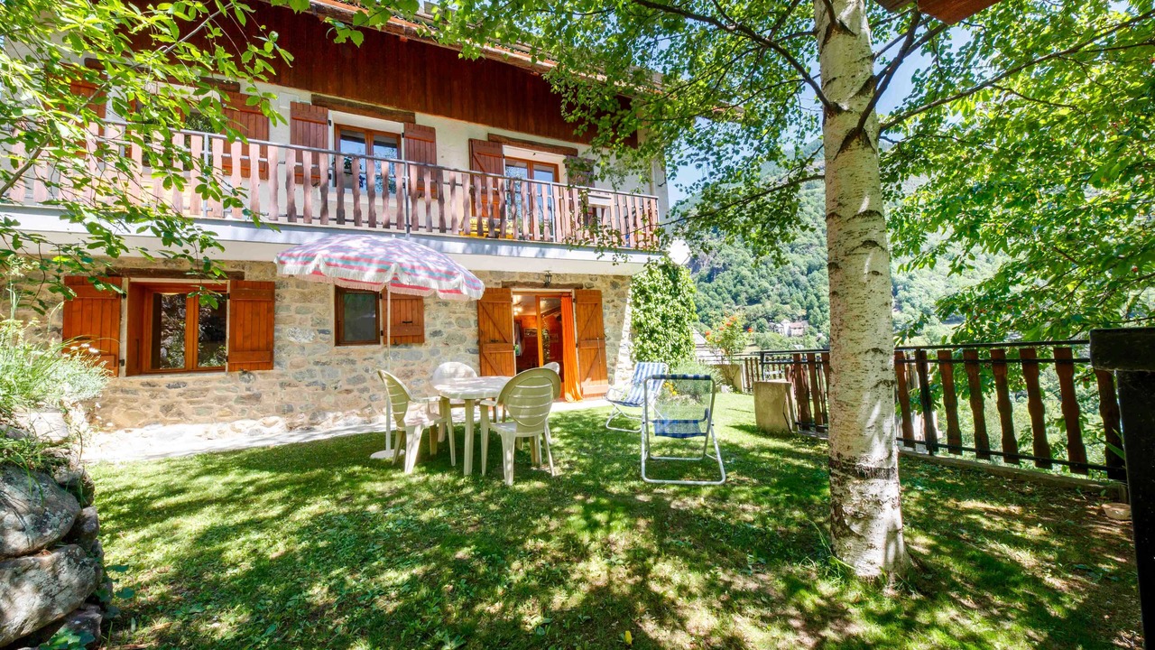 Photo of Outdoor in Saint-Etienne-de-Tinee