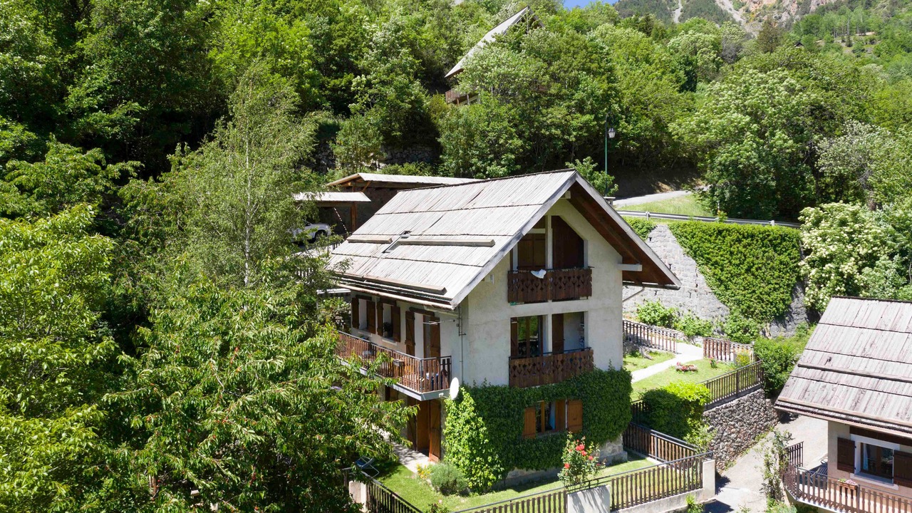 Photo of Outdoor in Saint-Etienne-de-Tinee