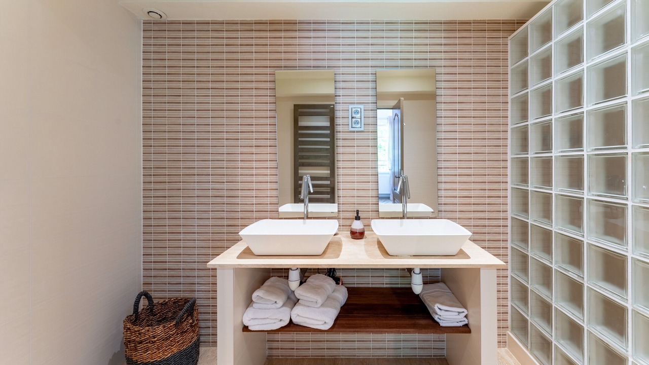 Photo of Bathroom in Saint-Andiol