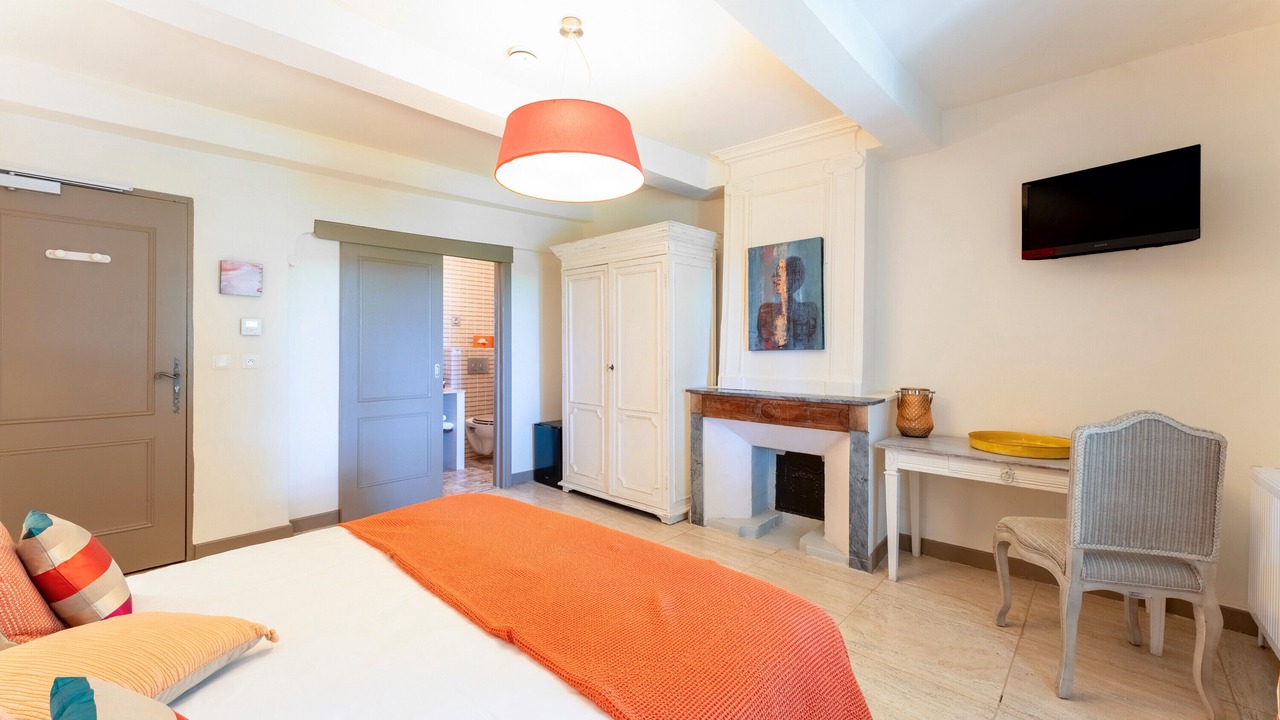 Photo of Bedroom in Saint-Andiol