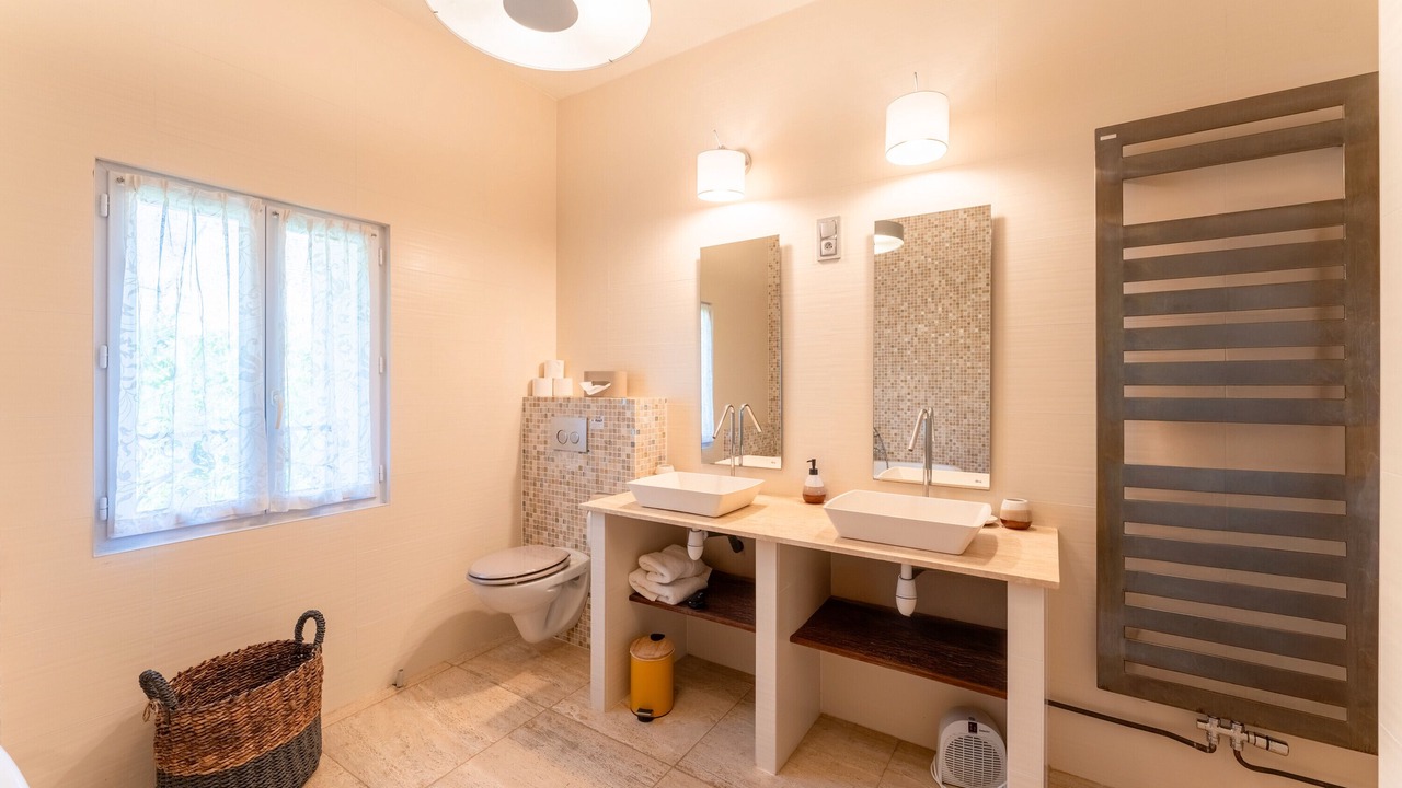Photo of Bathroom in Saint-Andiol