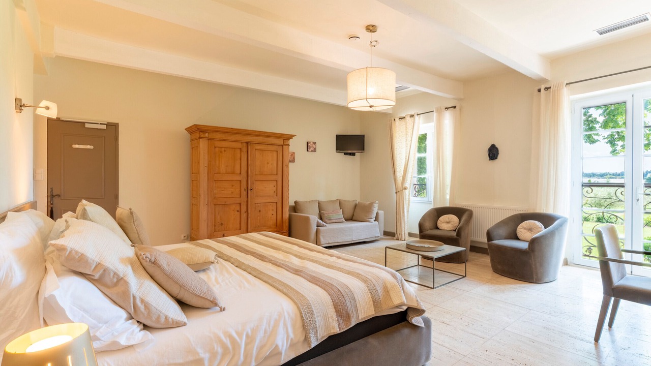 Photo of Bedroom in Saint-Andiol