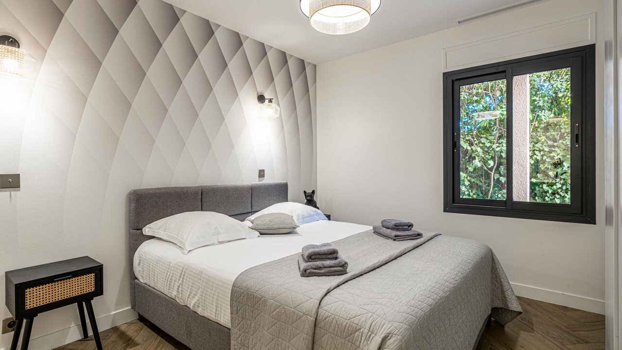 Photo of Bedroom in Carnot