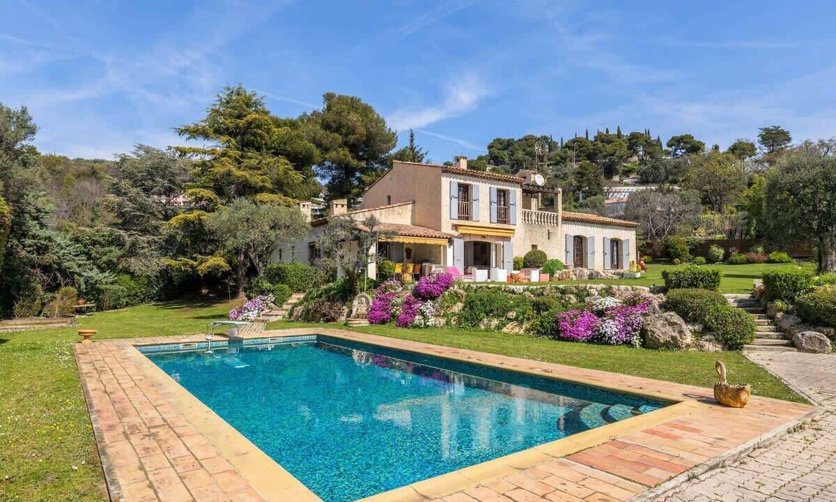 Photo of Outdoor in Le Ray