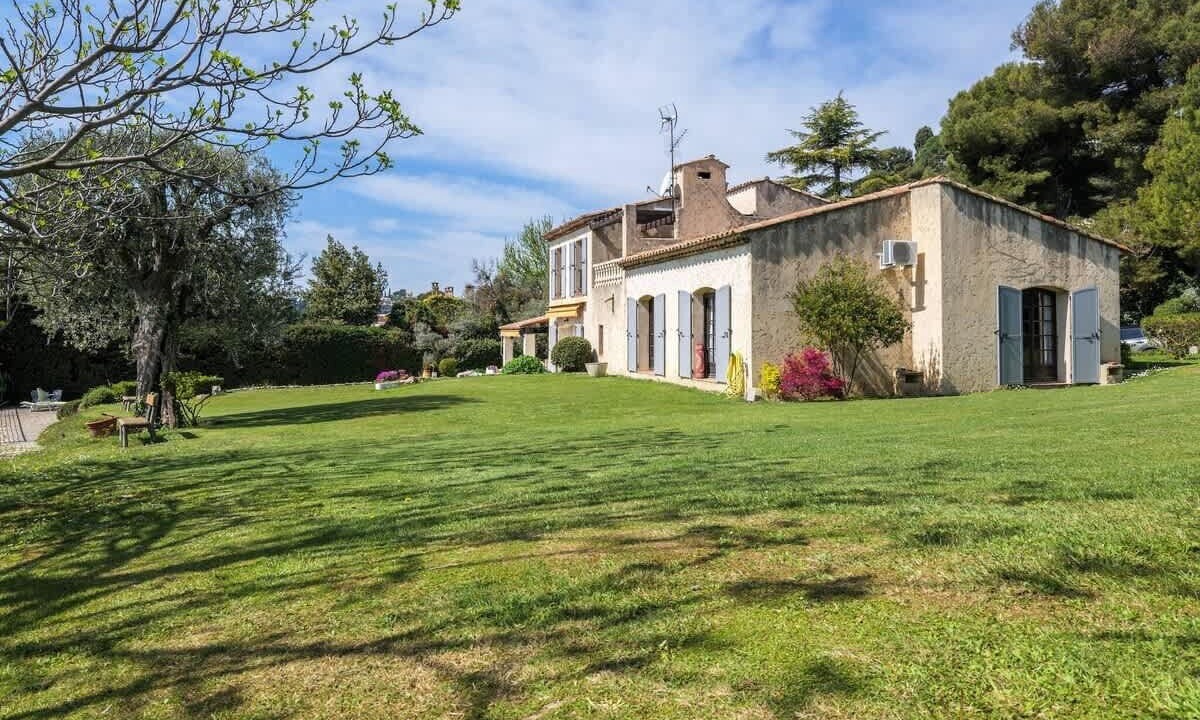 Photo of Outdoor in Le Ray