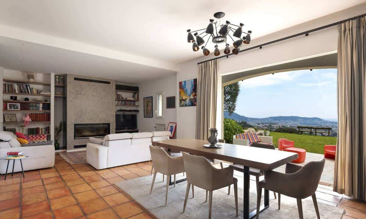 Photo of Others in Le Ray