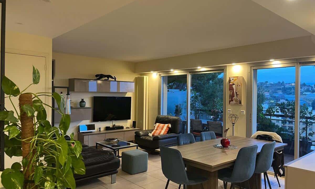 Photo of Livingroom in Fabron