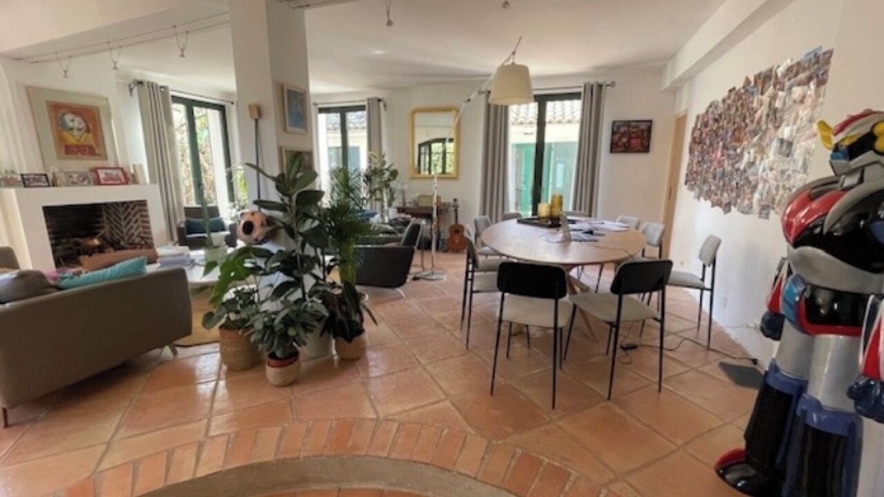Photo of Others in Les Aubes