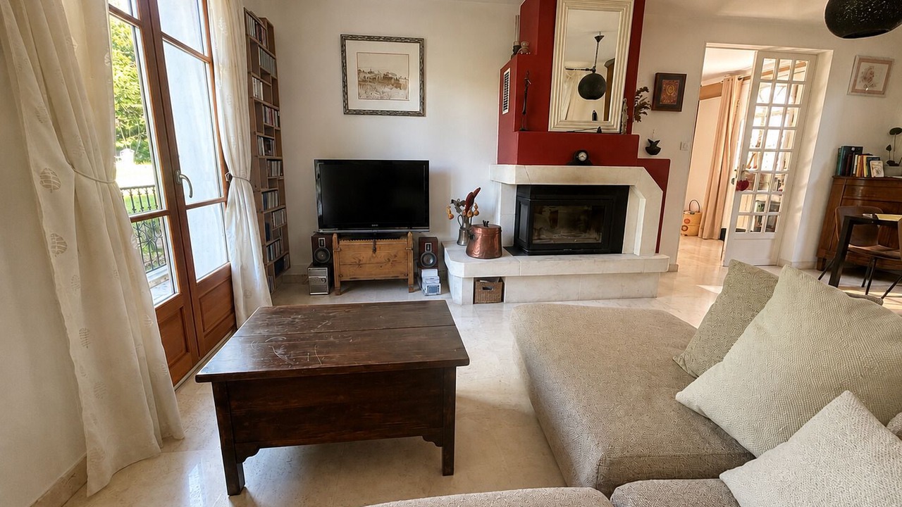 Photo of Livingroom in Auriol