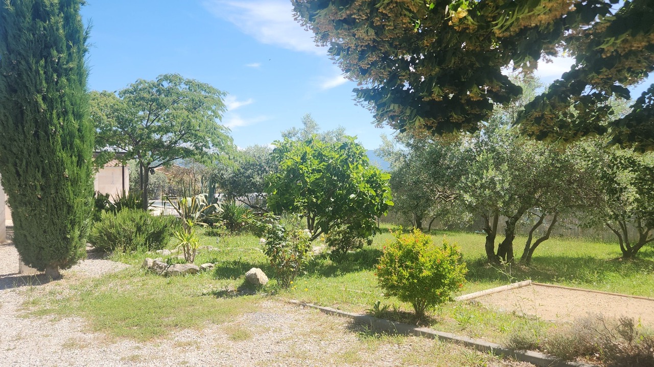 Photo of Outdoor in Peyruis