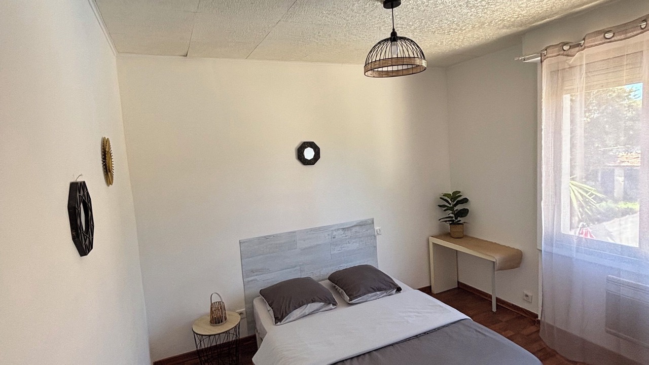 Photo of Bedroom in Cite Gely