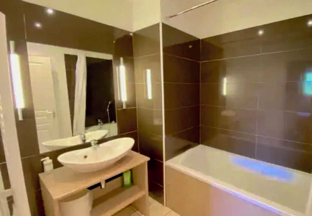 Photo of Bathroom in Jausiers