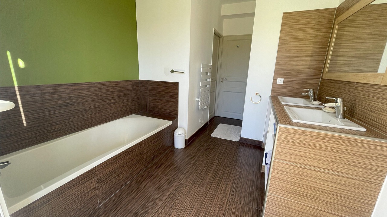 Photo of Bathroom in Aix-en-Provence