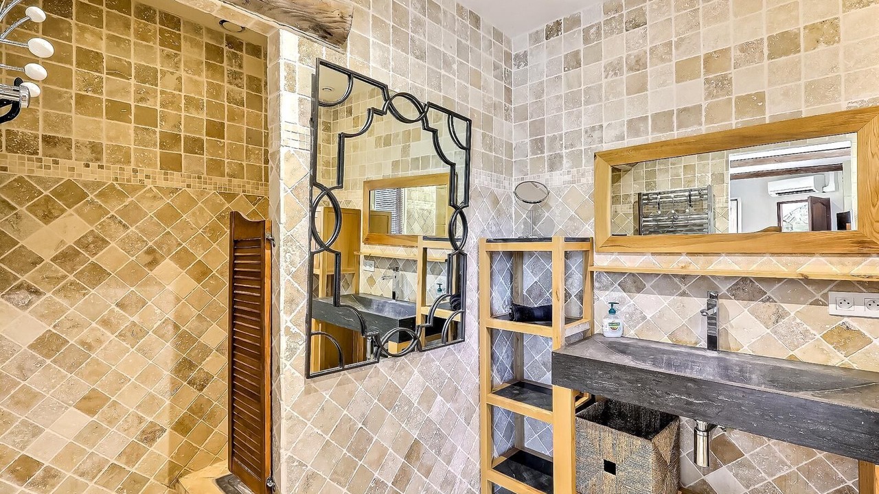 Photo of Bathroom in Saint-Gilles