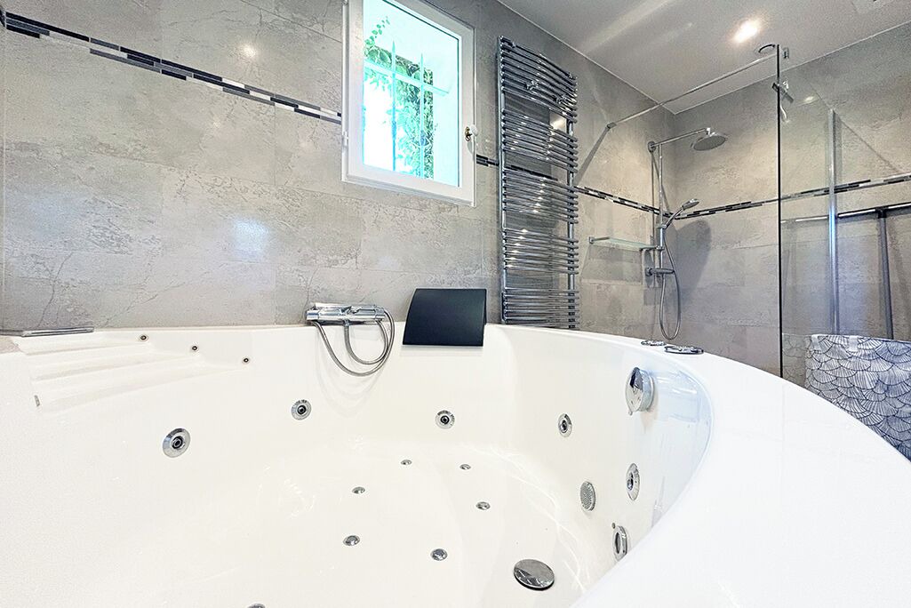Photo of Bathroom in Boulouris-sur-Mer